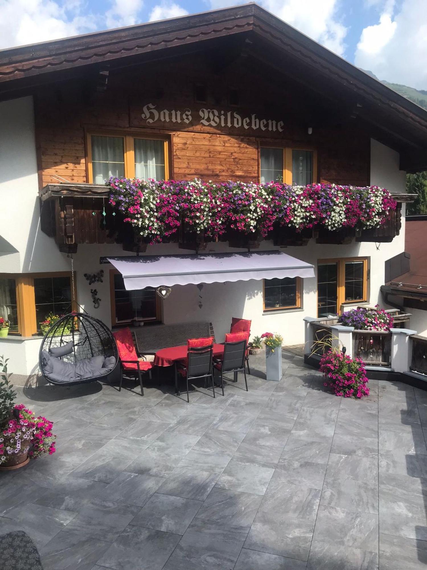 Haus Wildebene Apartamento Sankt Anton am Arlberg Exterior foto